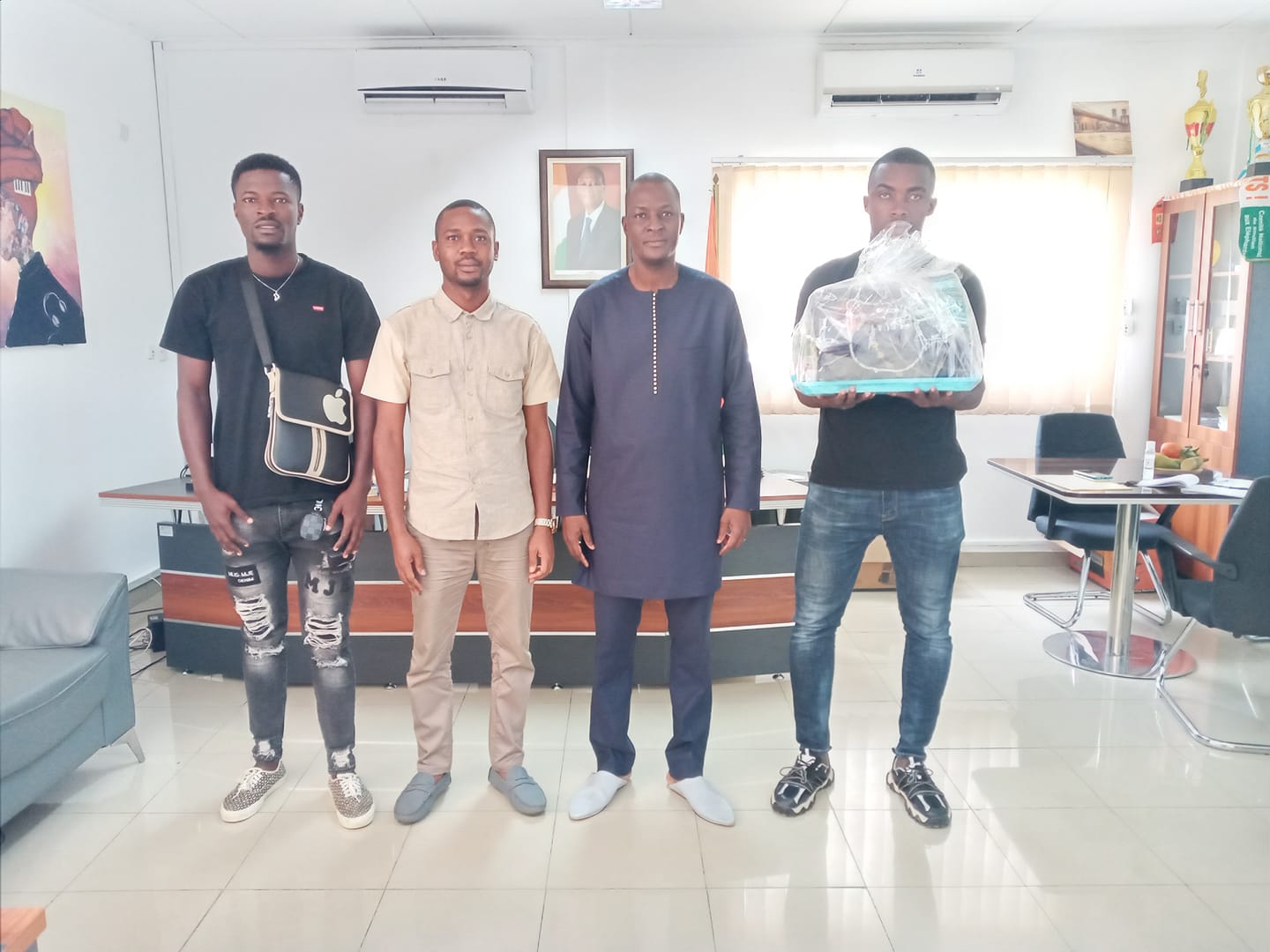 Lire la suite à propos de l’article AUDIENCE DU DIRECTEUR