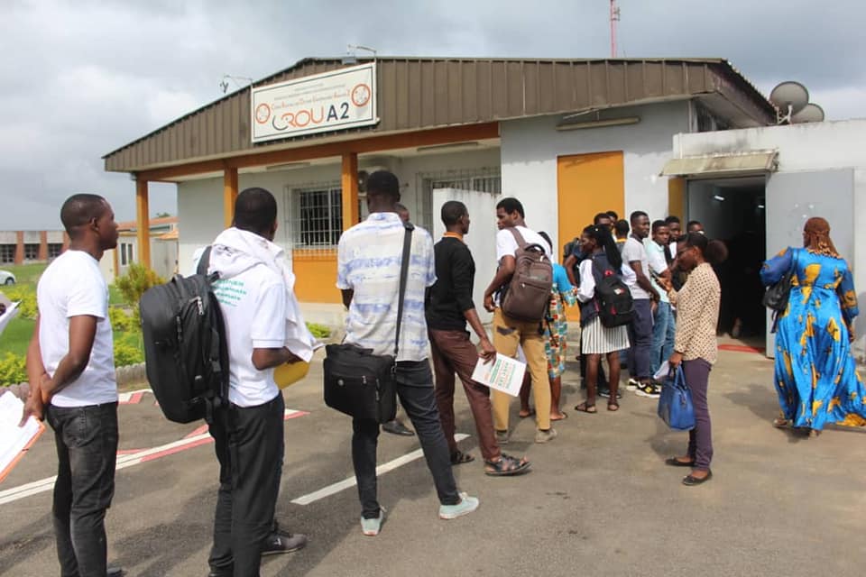 You are currently viewing DÉMARRAGE DU PROCESSUS D&rsquo;HÉBERGEMENT DES ÉTUDIANTS DANS LES CITÉS DE WILLIAMSVILLE ET DES 220 LOGEMENTS D&rsquo;ADJAME