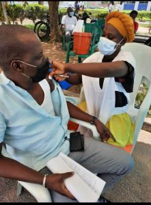 Lire la suite à propos de l’article OPERATION DE VACCINATION CONTRE LA COVID-19 AU CROU ABIDJAN 2