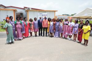 Lire la suite à propos de l’article LE DOCTEUR BAFETIGUE OUATTARA HONORE LES FEMMES DU CROU ABIDJAN 2