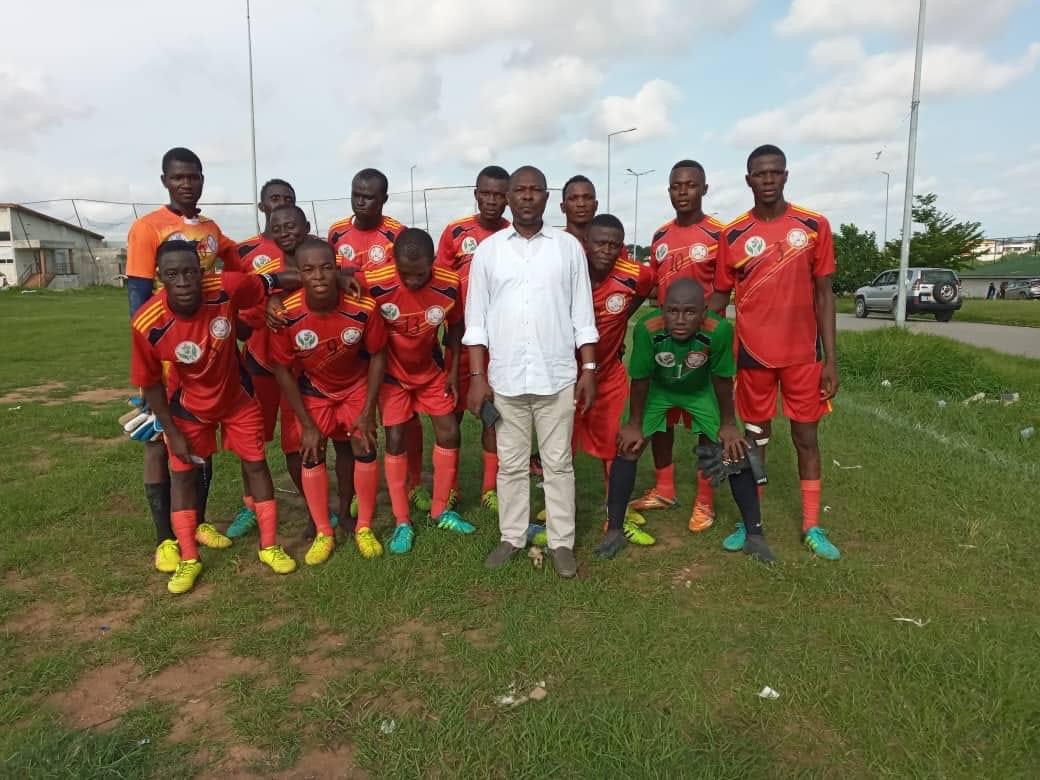 Lire la suite à propos de l’article OISSU: QUALIFICATION DE L&rsquo;EQUIPE A DU CLUB FOOTBALL POUR LES QUARTS DE FINALE 